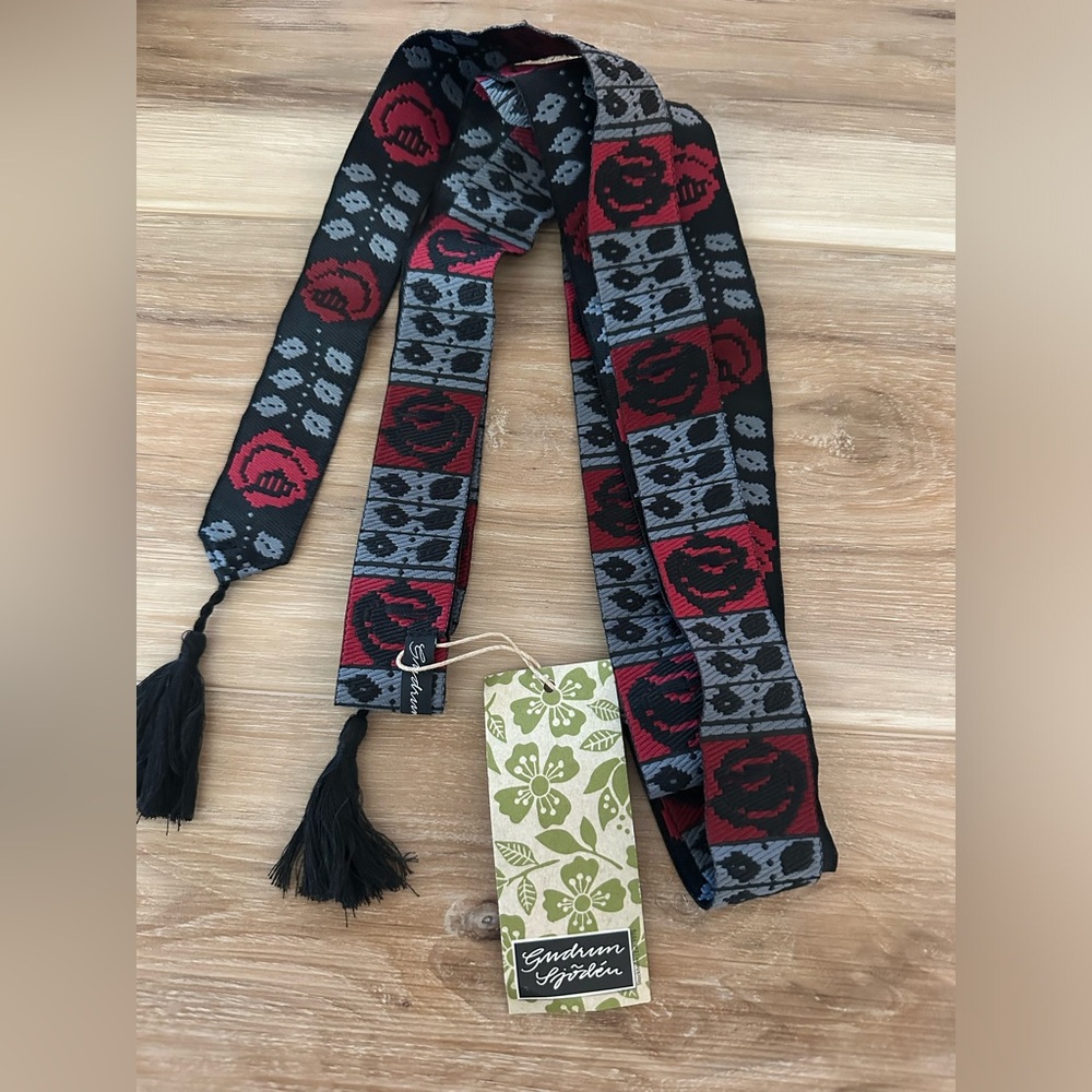 Swedish Design Wrap Belt OS NWT - Picture 1 of 5